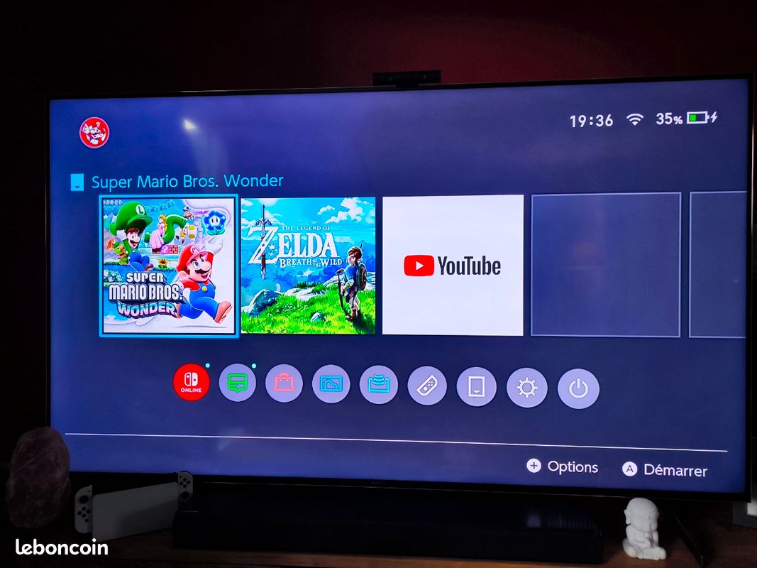Nintendo Switch OLED édition limitée Super Mario Bros. Wonder – Comme neuve (image 3)