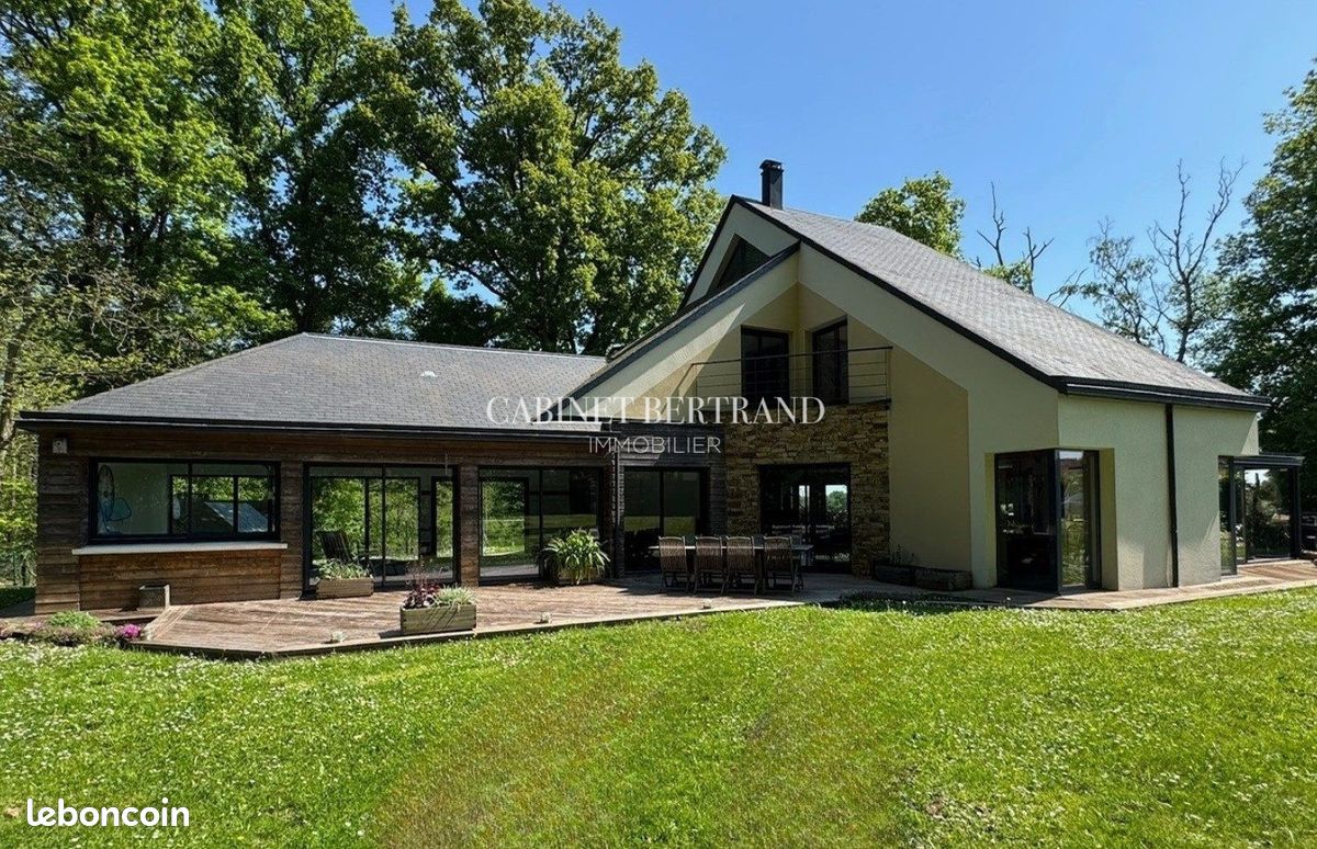 Maison 8 pièces 300 m² · à Amfreville-les-Champs · 300 m² · 580 000 €