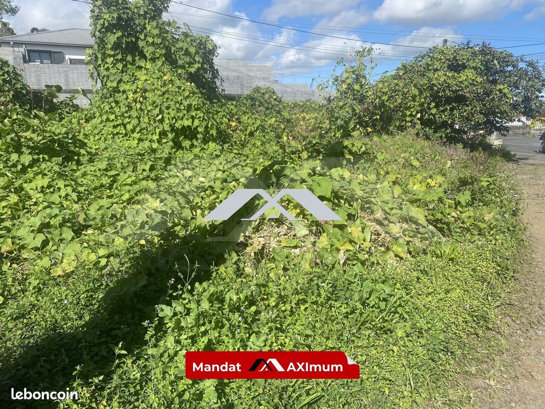Terrain 373 m² · à Le Tampon · 373 m² · 90 266 €