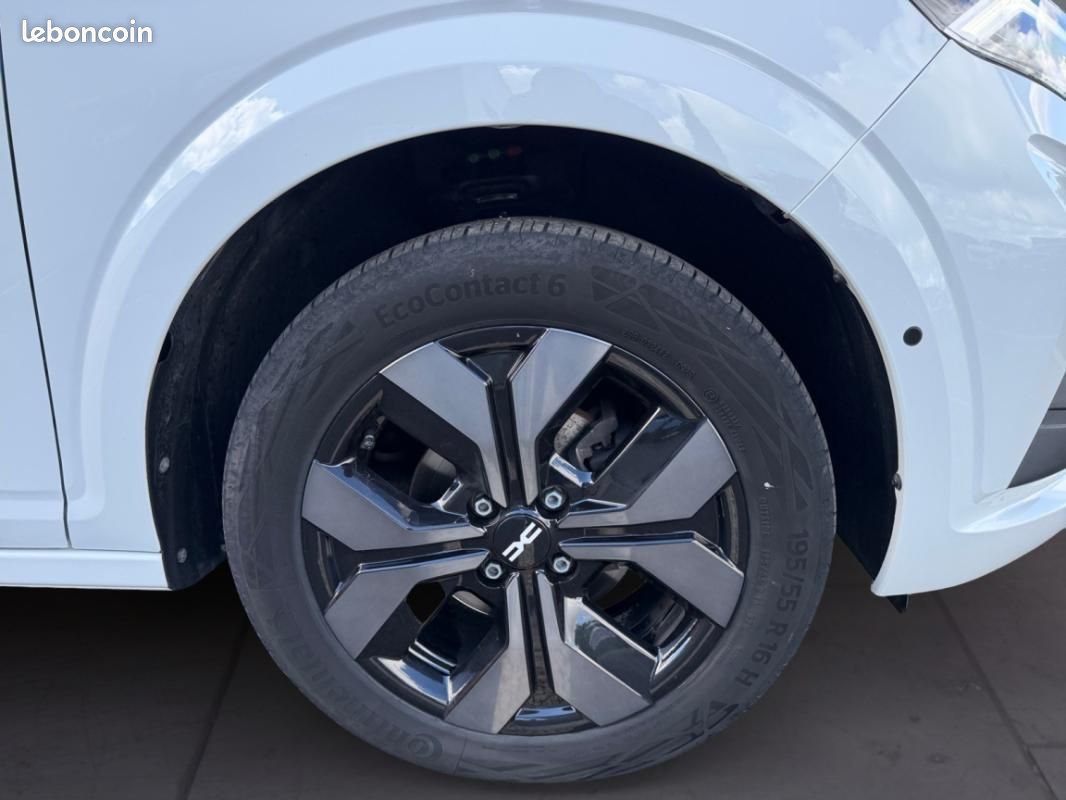 Dacia Sandero 1.0 TCE 90CV JOURNEY (image 9)