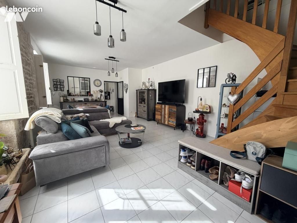 Duplex 92 m² FONTENAY LE COMTE (image 9)