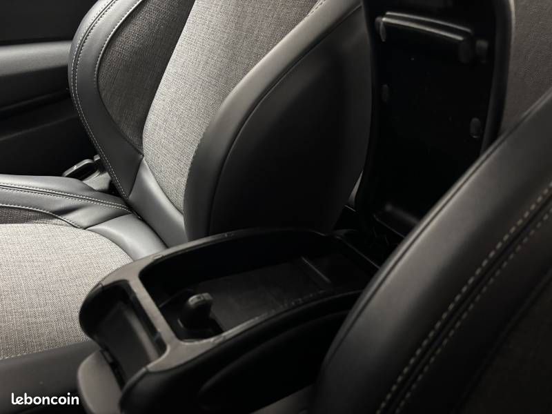 Mini Hatch 3 Portes Cooper 136 ch DKG7 Edition Camden (image 28)
