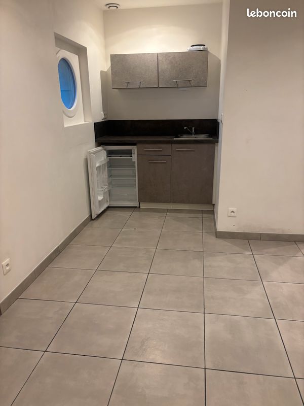 Appartement 1 pièce 21 m² · à Valence · 21 m² · 400 €
