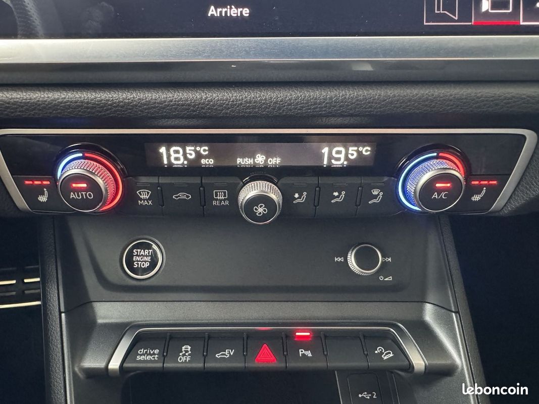 Audi Q3 SPORTBACK 45 TFSI E 245CH S LINE S TRONIC 6 (image 17)