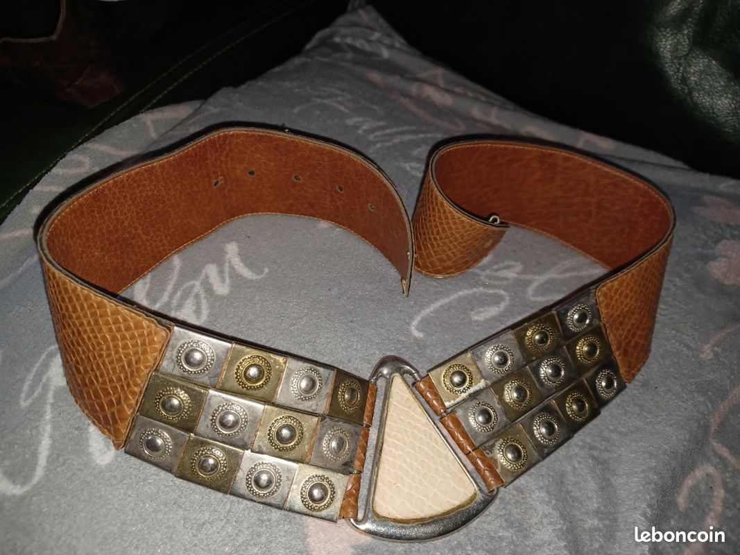Lot de ceinture ancienne vintage de styliste métal jose cotel? (image 5)