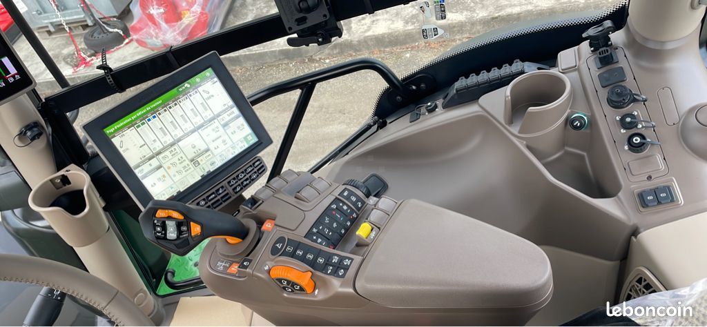 John Deere 6R250 (image 23)