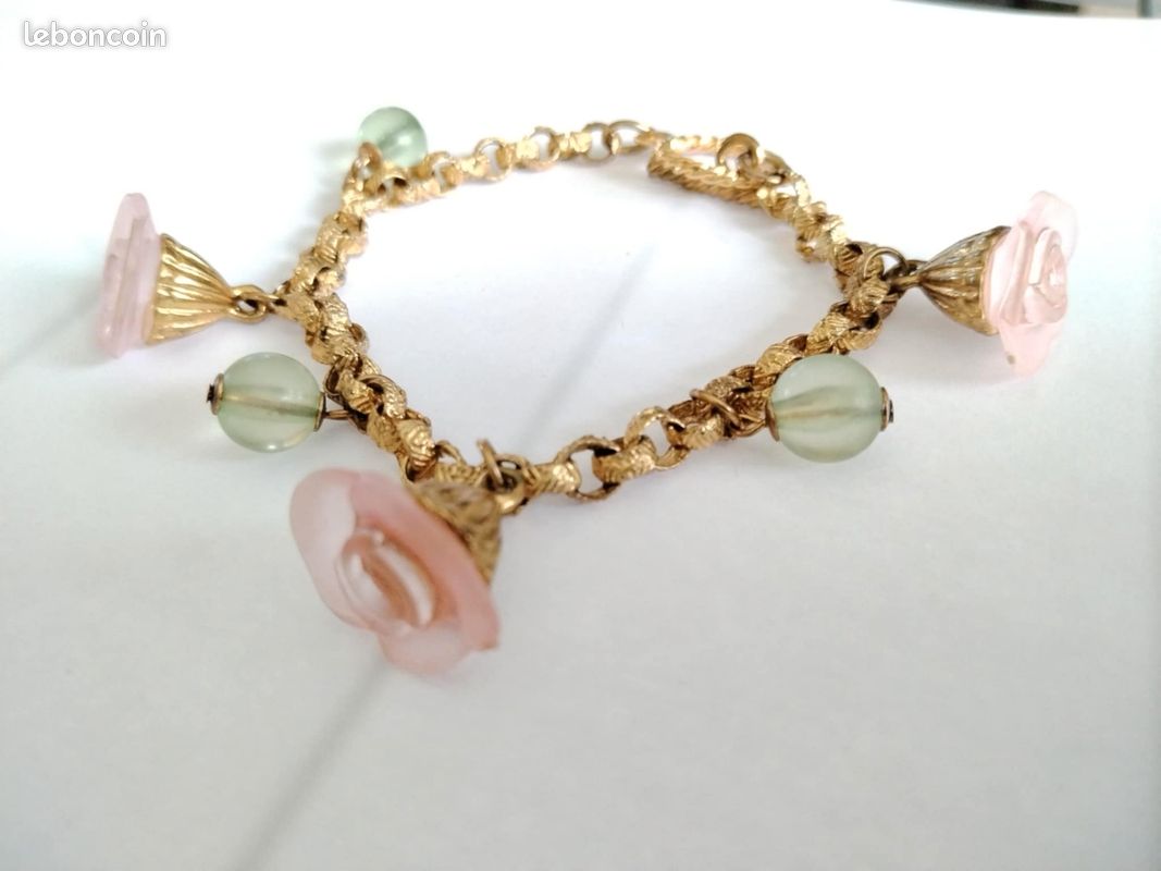 Bracelet motif roses et perles (image 3)