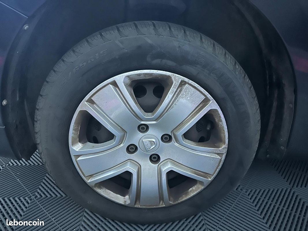 DACIA LOGAN MCV SCe 75 *PREMIÈRE MAIN *ENTRETIENS COMPLET (image 13)
