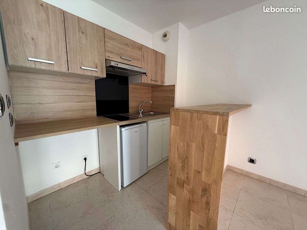 Appartement 2 pièces 45 m² · à Saint-Raphaël · 45 m² · 970 €