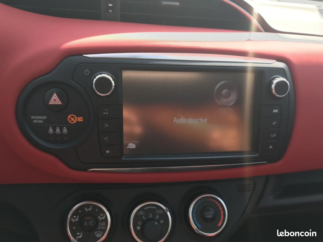 TOYOTA YARIS 1.3 - 100 VVT-i III 2011 Style PHASE 2 (image 26)
