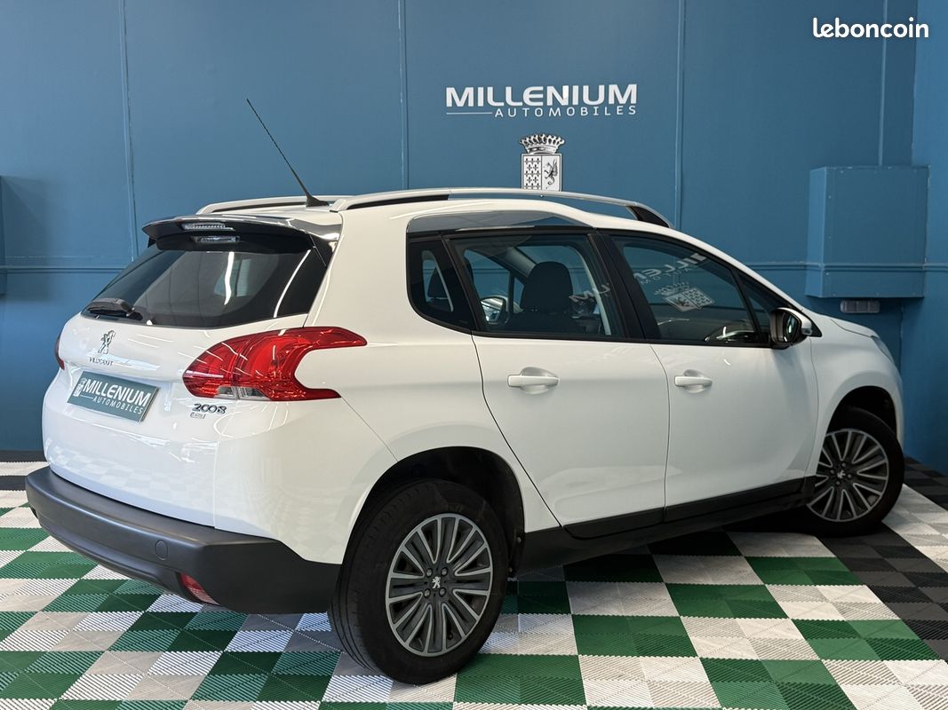 Peugeot 2008 1.6 E-HDI92 FAP ACTIVE (image 2)