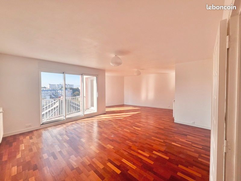 Appartement 5 pièces 104 m² · à Brest · 104 m² · 890 €/mois