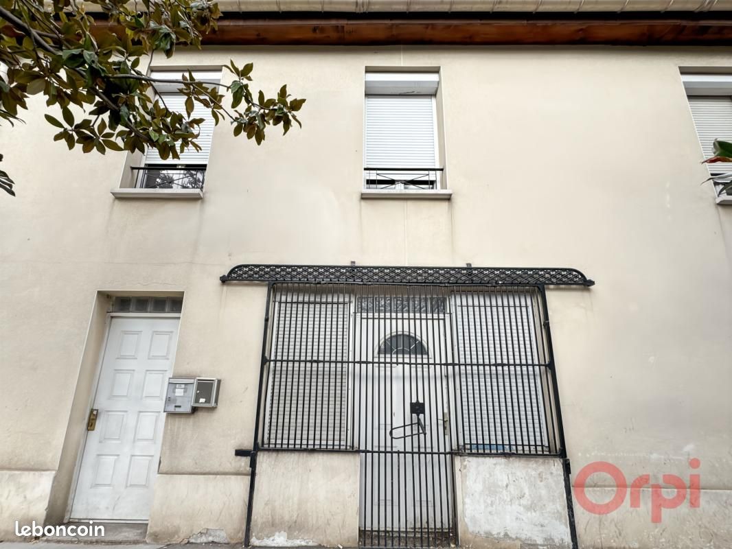 Maison 8 pièces 140 m² · à Aubervilliers · 140 m² · 480 000 €
