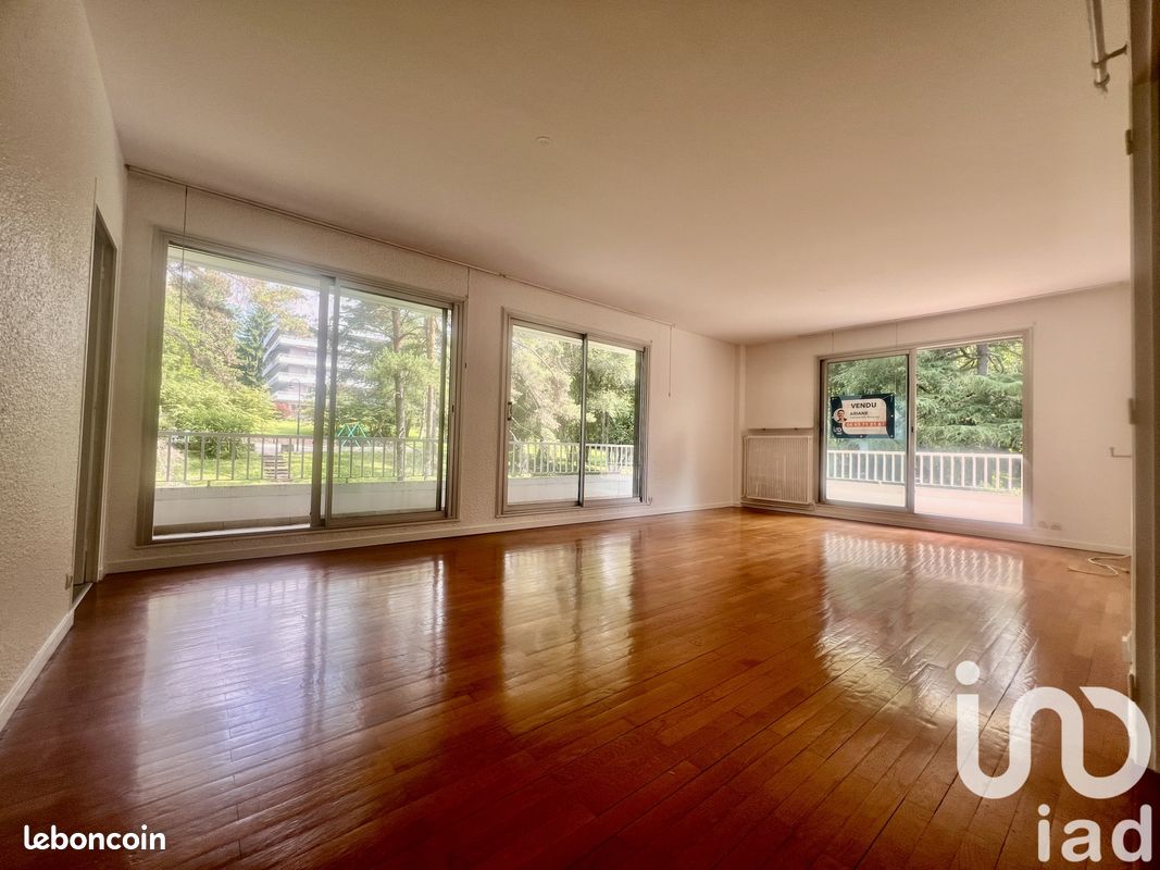 Appartement 4 pièces 102 m² · à Meylan · 102 m² · 350 000 €