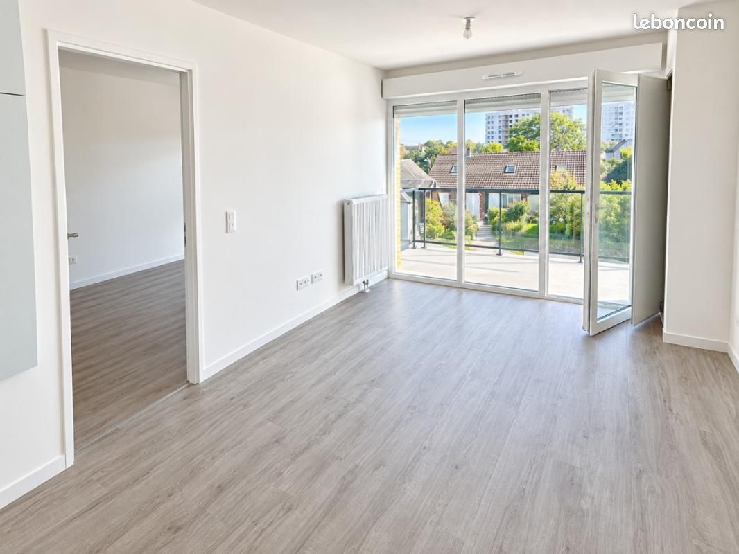 Appartement 2 pièces 40 m² · à Mainvilliers · 40 m² · 592 €/mois