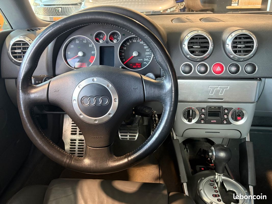 AUDI TT COUPE 3.2L QUATTRO DSG 250 Ch BOSE (image 4)