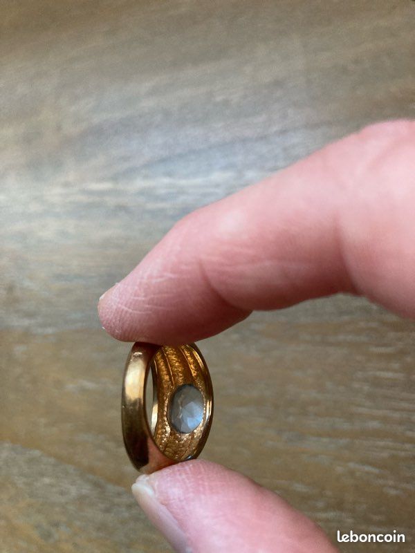Magnifique bague dorée à l’or fin et ornée d’une topaze bleue - vintage des années 1980 (image 5)