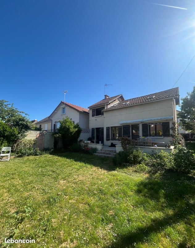 Maison 4 pièces 97 m² · à Saint-Ouen-l'Aumône · 97 m² · 275 000 €