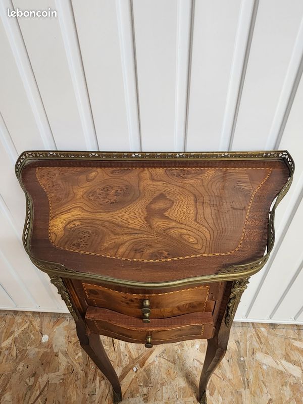 Chevet forme rognon style Louis XVI marquetée (image 5)