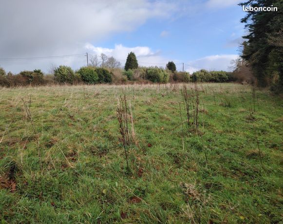 Terrain 2560 m² PERIERS