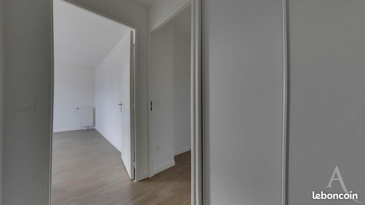 Appartement a louer montreuil - 4 pièce(s) - 69 m2 - Surfyn