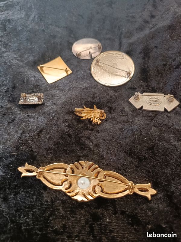 Lot de broches (image 2)