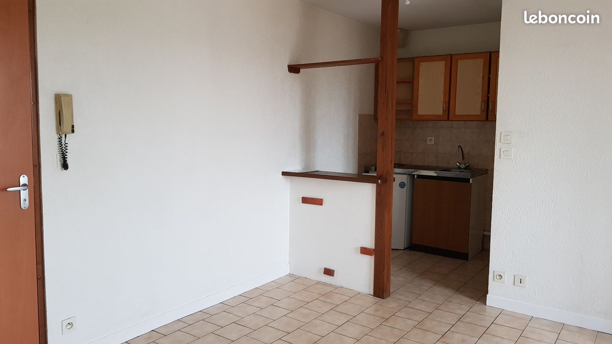 Appartement 1 pièce 28 m² · à Romorantin-Lanthenay · 28 m² · 375 €/mois