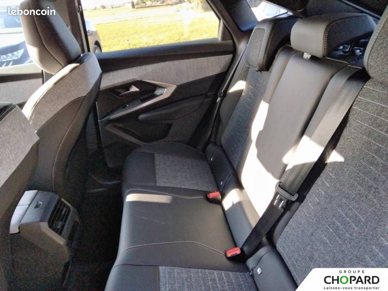 Peugeot 3008 Hybrid 145 e-DCS6 Allure (image 18)