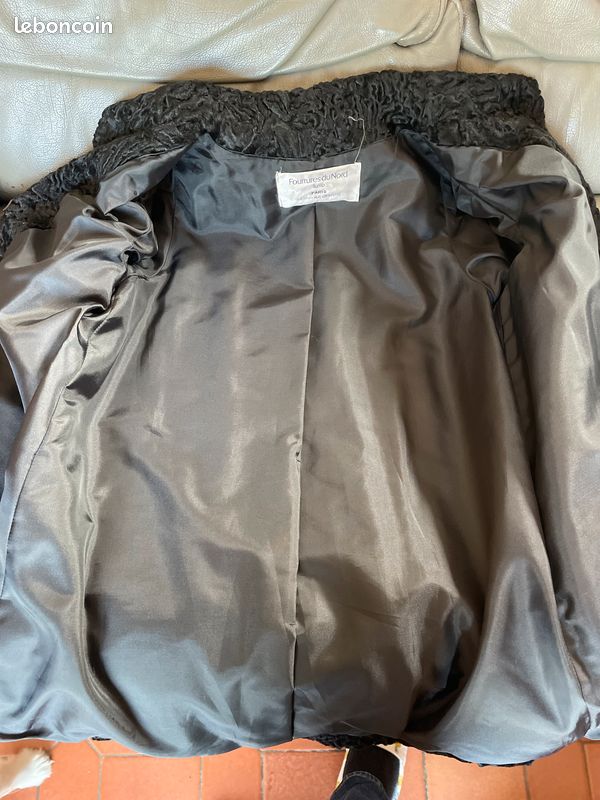 Manteau 3/4 En Vraie Fourrure Astrakhan Argenté - Taille 38/40 - Neuf Sans Étiquettes - Léger Et Doux