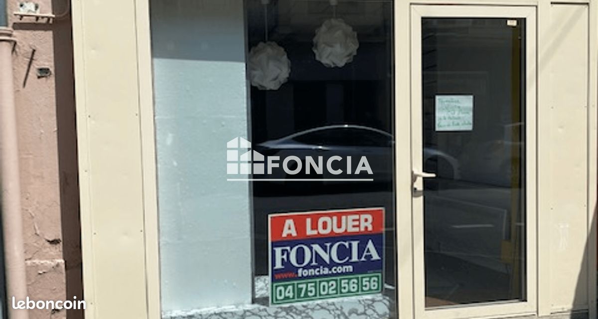 Local commercial 1 pièce 55 m² · à Romans-sur-Isère · 55 m² · 490 €/mois