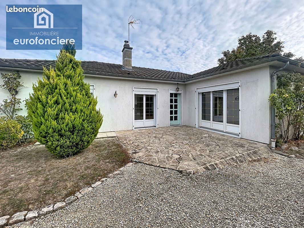 Maison 4 pièces 98 m² · à Pont-Sainte-Marie · 98 m² · 210 000 €