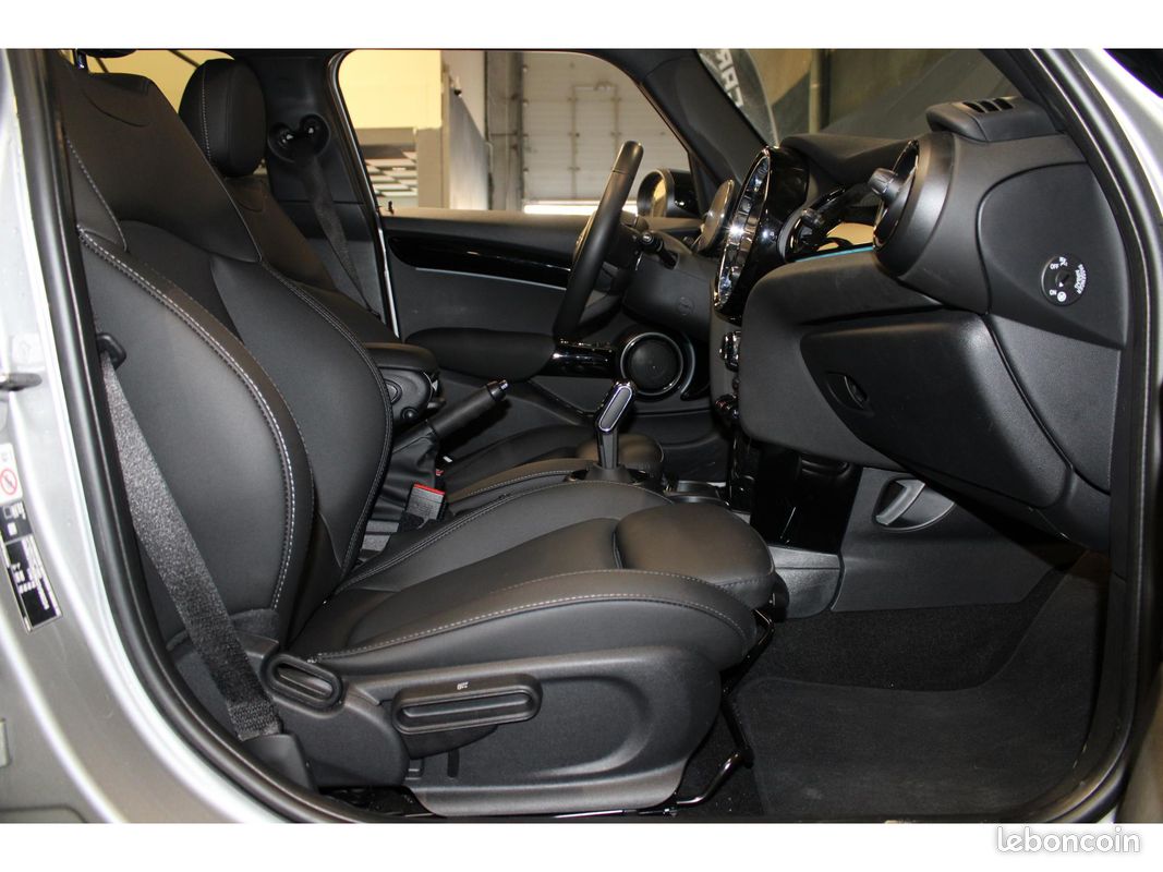 MINI MINI Cooper 1.5i 136 Edition Premium Plus Phase 3 Suivi Parfait État (image 11)