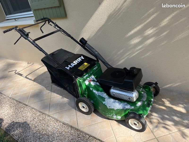 Tondeuse auto tracter HARRY KM 55 (image 1)