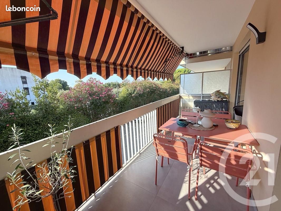 Appartement 4 pièces 80 m² · à Antibes · 80 m² · 450 000 €