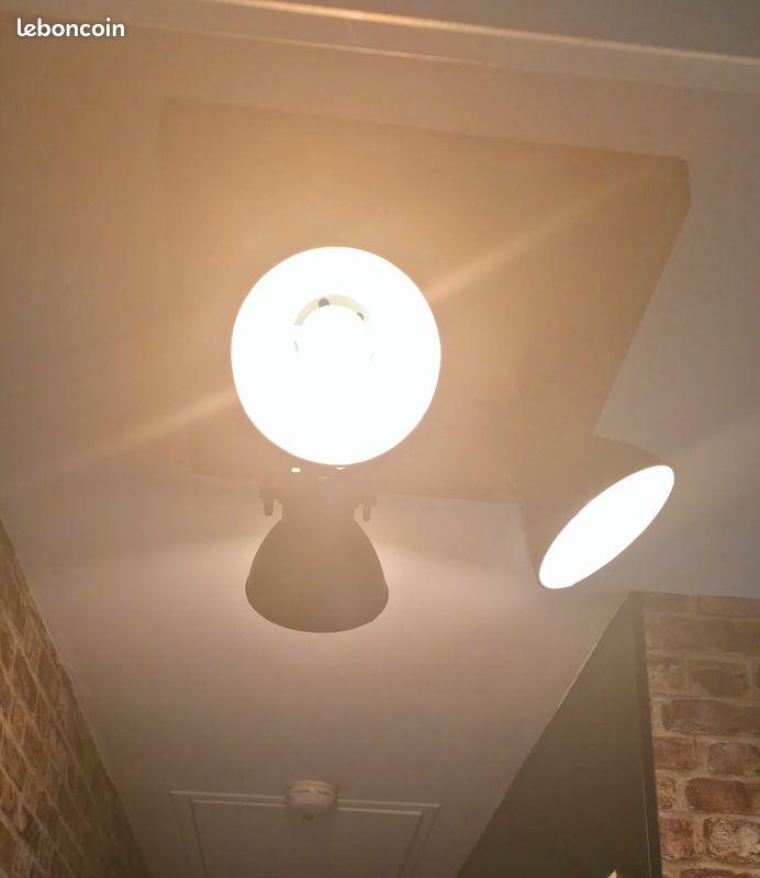 Spots industriel (image 2)