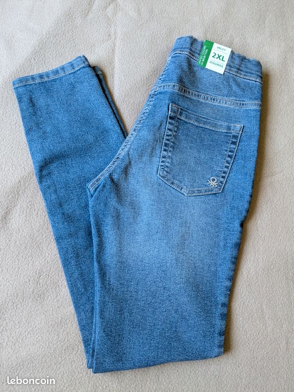 Pantalon fluide taille élastique réglable CARMEN Vert deau Vert Pantalon fluide taille élastique réglable CARMEN Vert deau Vert
