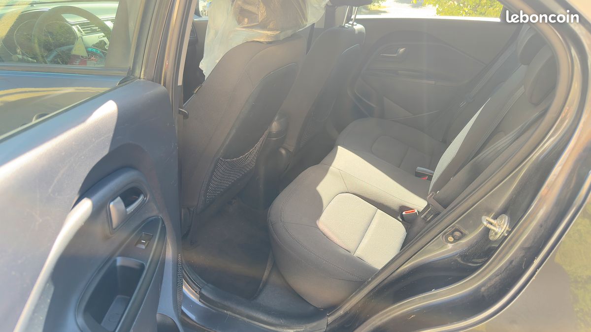 PAYEZ EN 3, 4 OU 10 FOIS * KIA RIO III 1.4 CRDI 90ch ACTIVE 5 PORTES * GARANTIE 6 MOIS (image 9)
