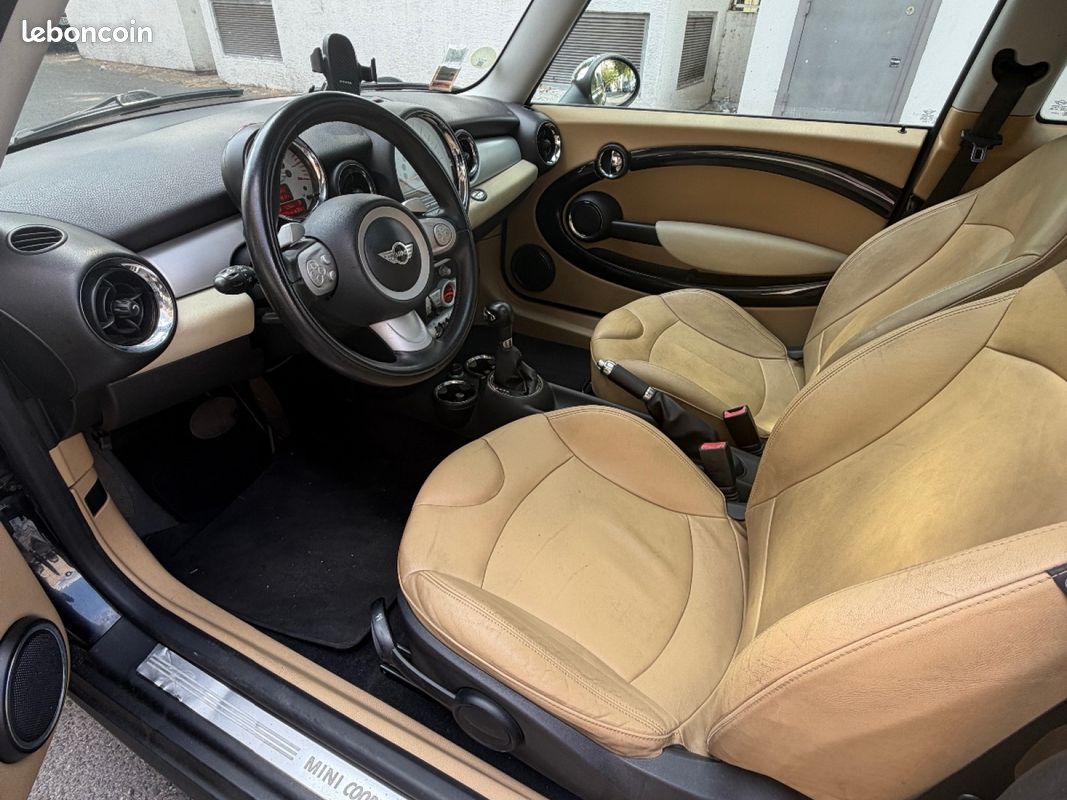 MINI HATCH R56 1.6i - 120 Cooper Pack Chili + Automatique (image 7)
