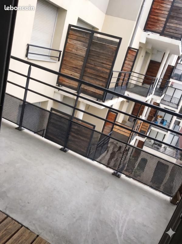 Appartement 1 pièce 31 m² · à Saint-Étienne · 31 m² · 483 €