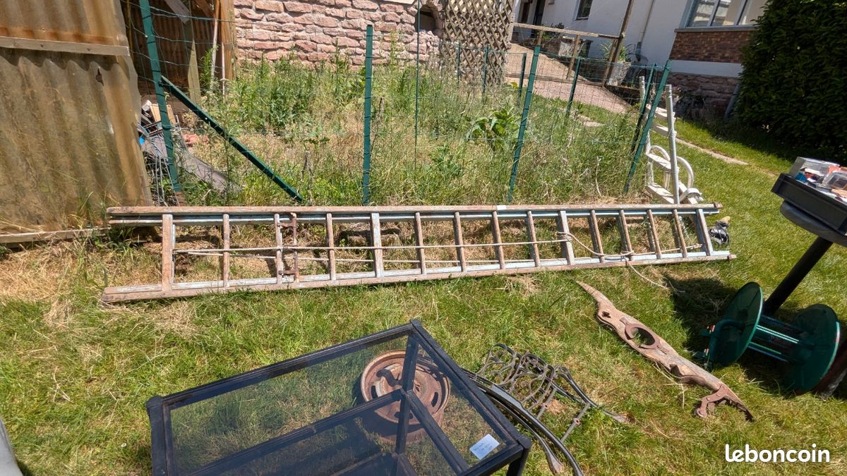 Échelle en bois (image 2)