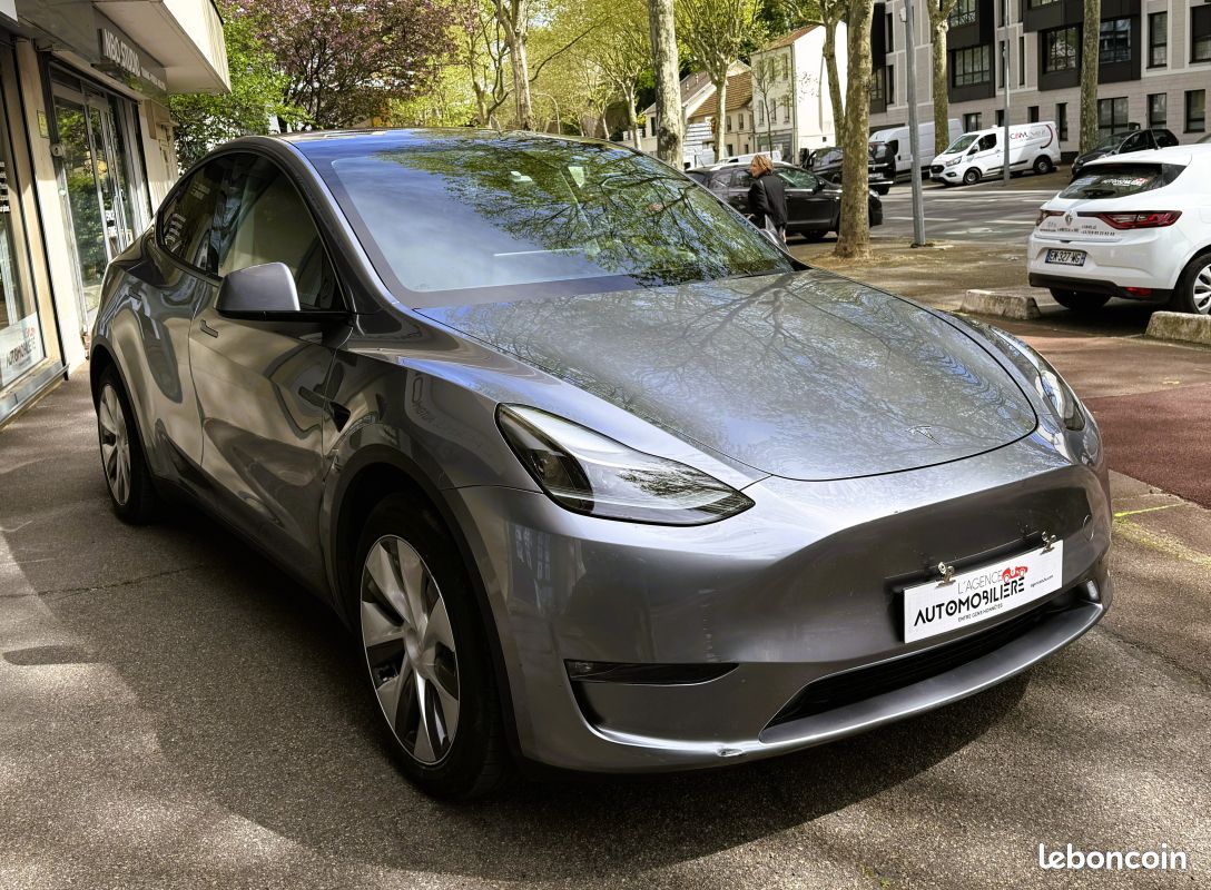 TESLA Model Y 352 GRANDE AUTONOMIE DUAL MOTOR AWD 75 KWH 2023 - Voitures