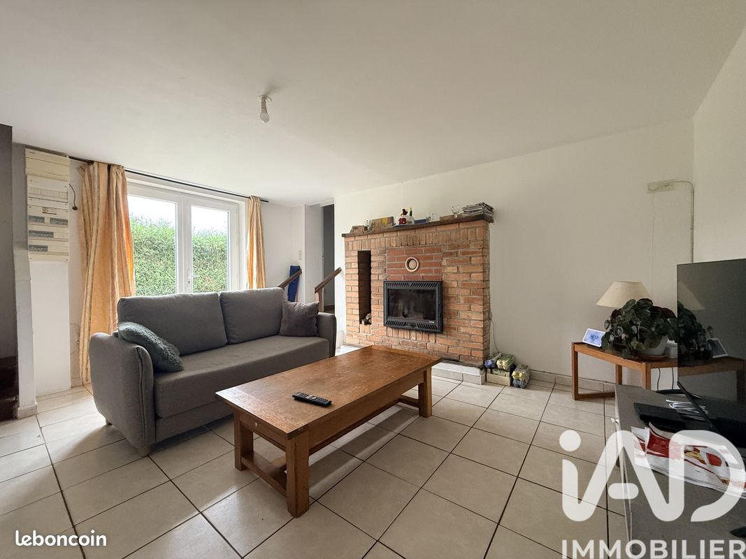 Maison 6 pièces 104 m² · à Grandparigny · 104 m² · 110 000 €