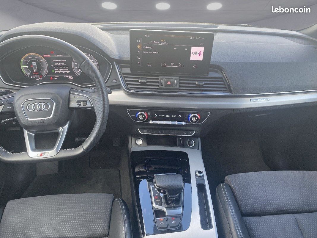 AUDI Q5 50 TFSIe 299 S tronic 7 Quattro S line (image 10)