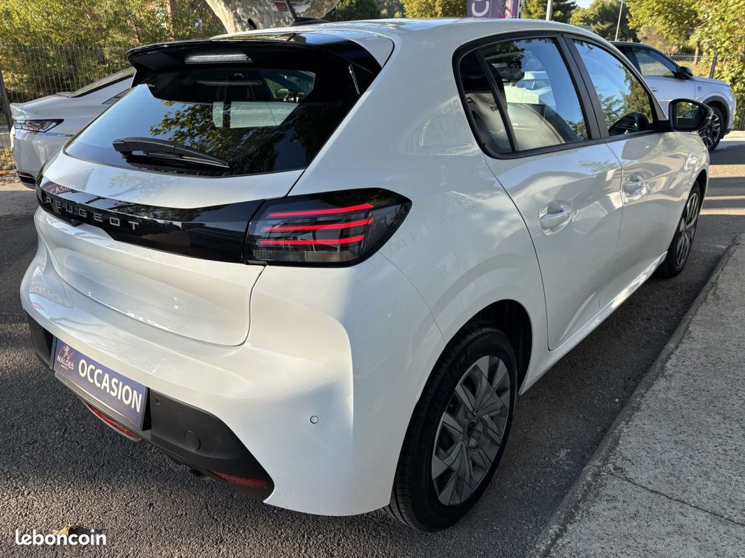 Peugeot 208 Affaire (2) SOCIETE 100 ch Business + CARPLAY (TVA 12500 HT) (image 7)