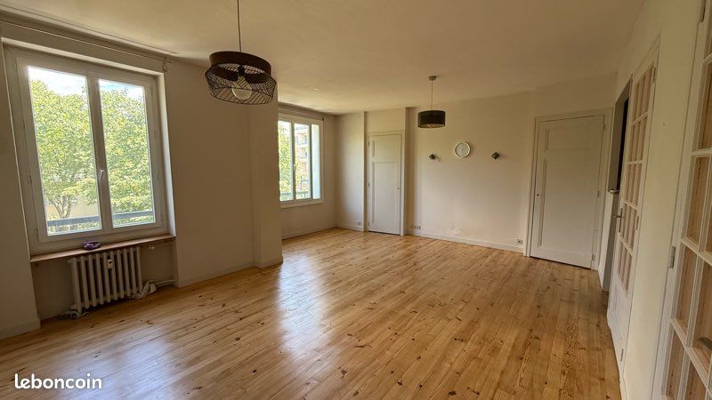 Appartement 3 pièces 70 m² · à Saint-Étienne · 70 m² · 729 €