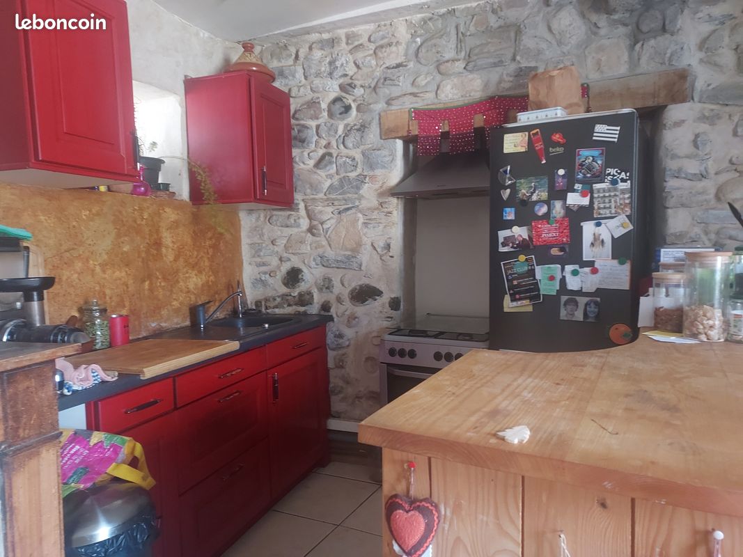 Appartement 3 pièces 93 m² · à Oloron-Sainte-Marie · 93 m² · 160 000 €