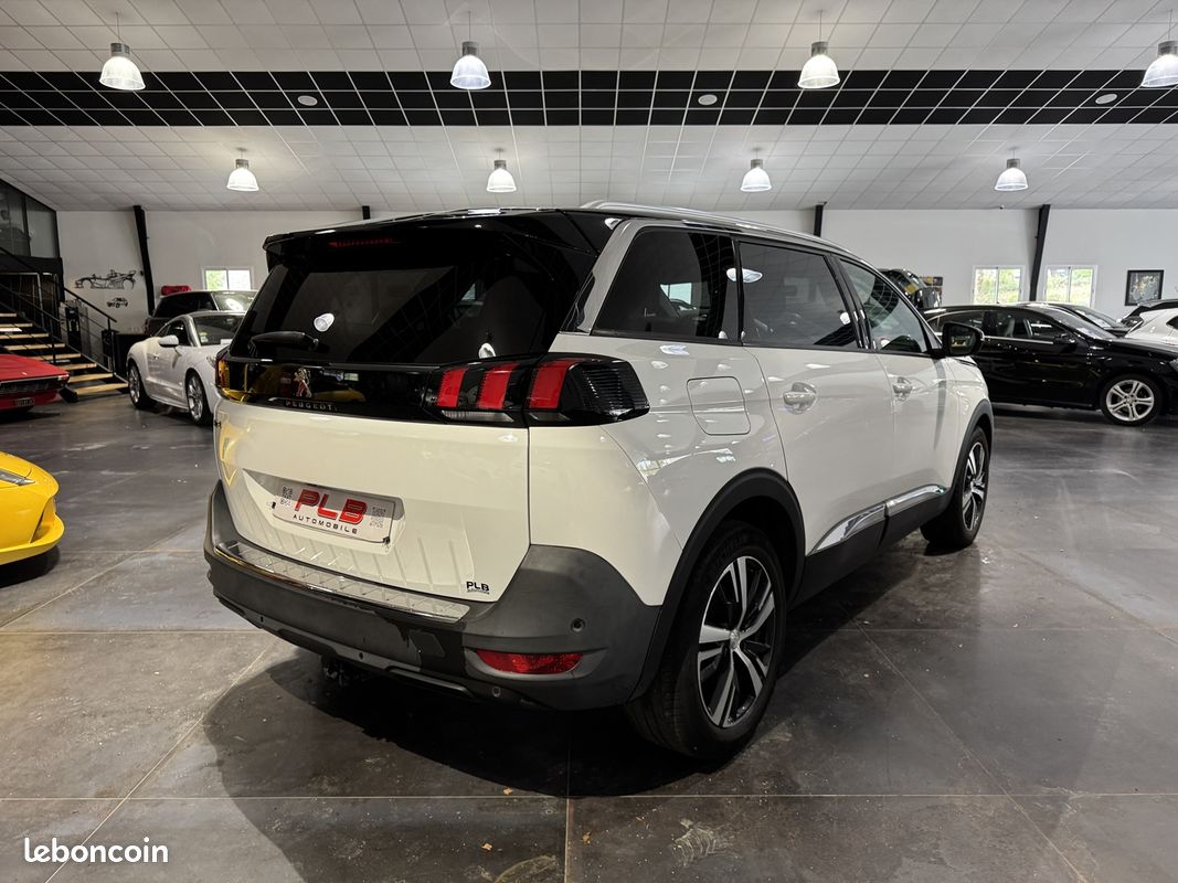 Peugeot 5008 1.5 EHDI 130CH ALLURE 7 PLACES (image 5)