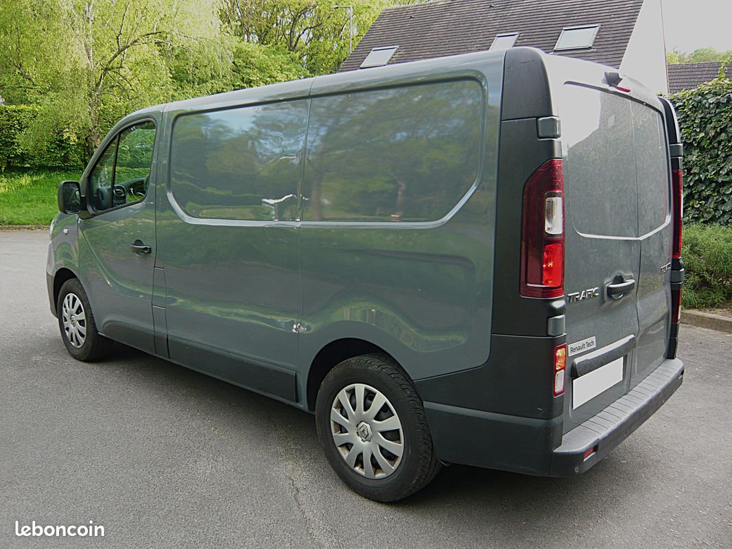 RENAULT TRAFIC III PHASE 2 L1H1 2.0 dCi 145ch EDC6 - 2020 - 255 000kms - MOTEUR A CHAINE DE DISTRIBUTION - CT OK (image 2)