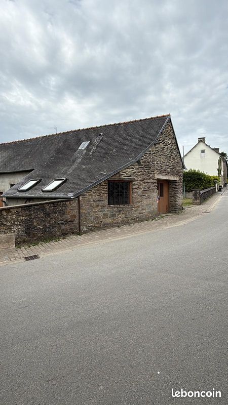 Maison 1 pièce 123 m² · à Guerlédan · 123 m² · 74 000 €
