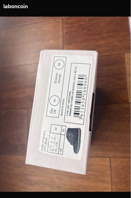 Chaussures neuves enfants T22 VERTBAUDET (image 3)
